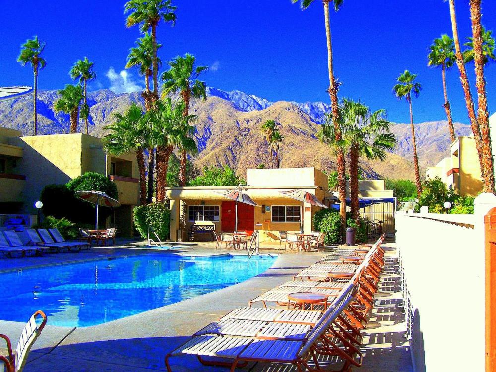 Desert Vacation Villas